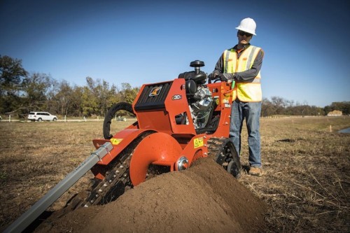 Scavatrice con operatore a terra Ditch Witch C30X